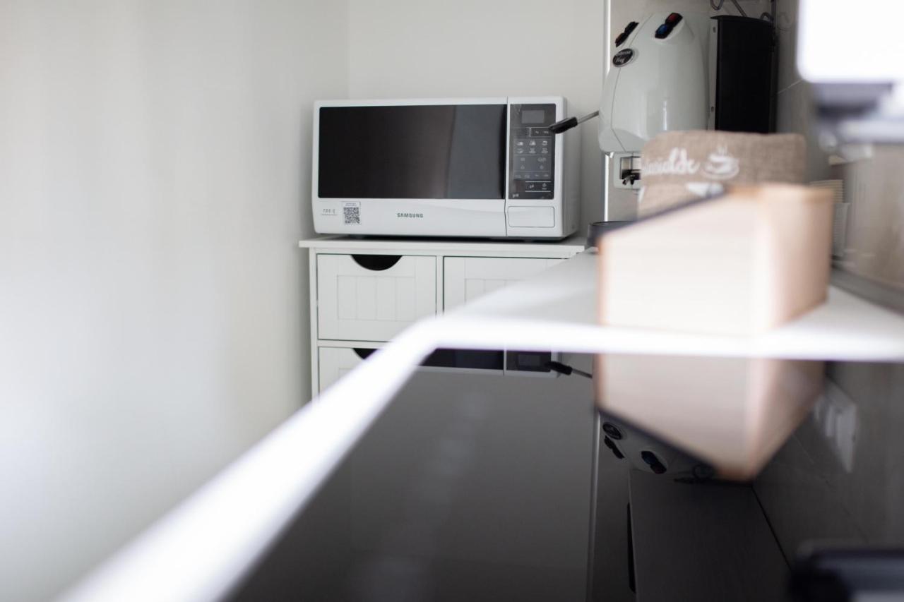 Ira House Apartment Naples Luaran gambar