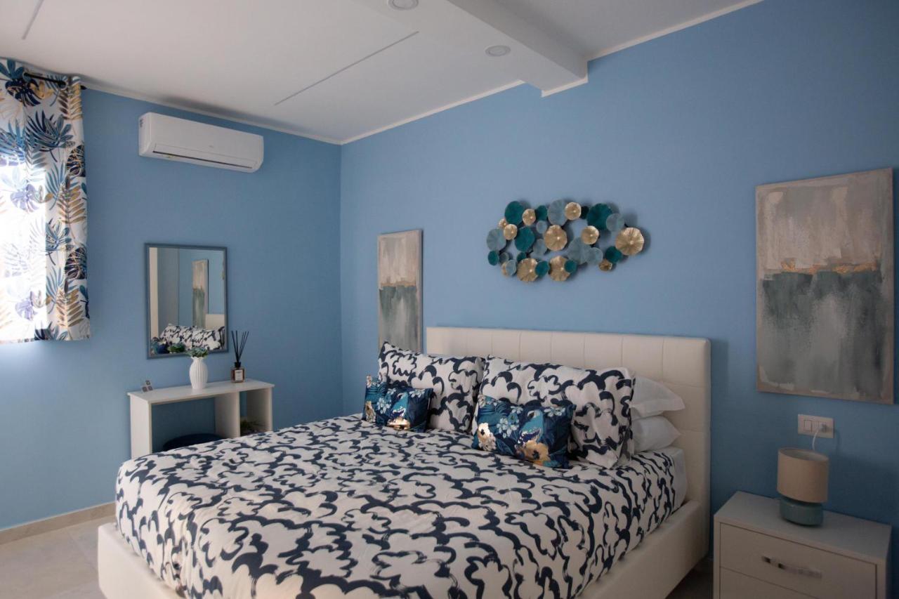 Ira House Apartment Naples Luaran gambar