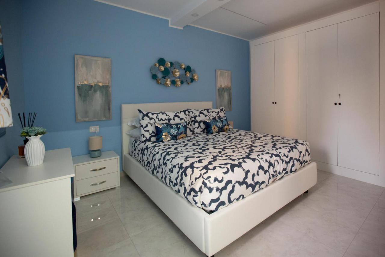 Ira House Apartment Naples Luaran gambar