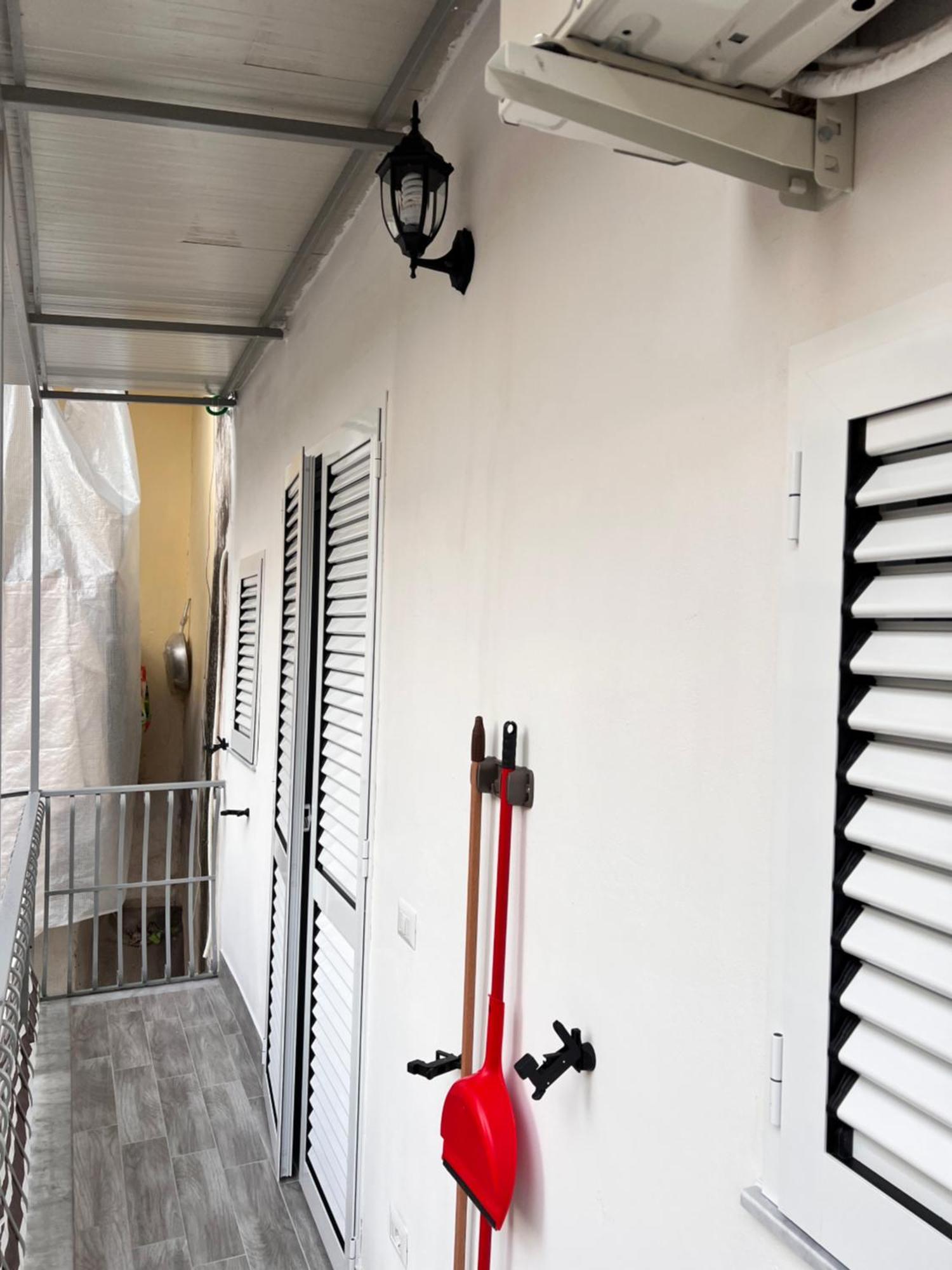 Ira House Apartment Naples Luaran gambar